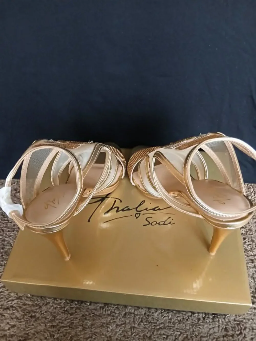 NEW Thalia Sodi Womens Regalo Gold Ankle Strap High Heels Size 9